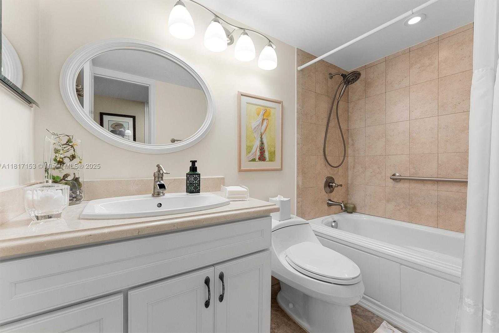 Small Image of 150 SOUTH HOLLYBROOK TER #201, Pembroke Pines Number 20