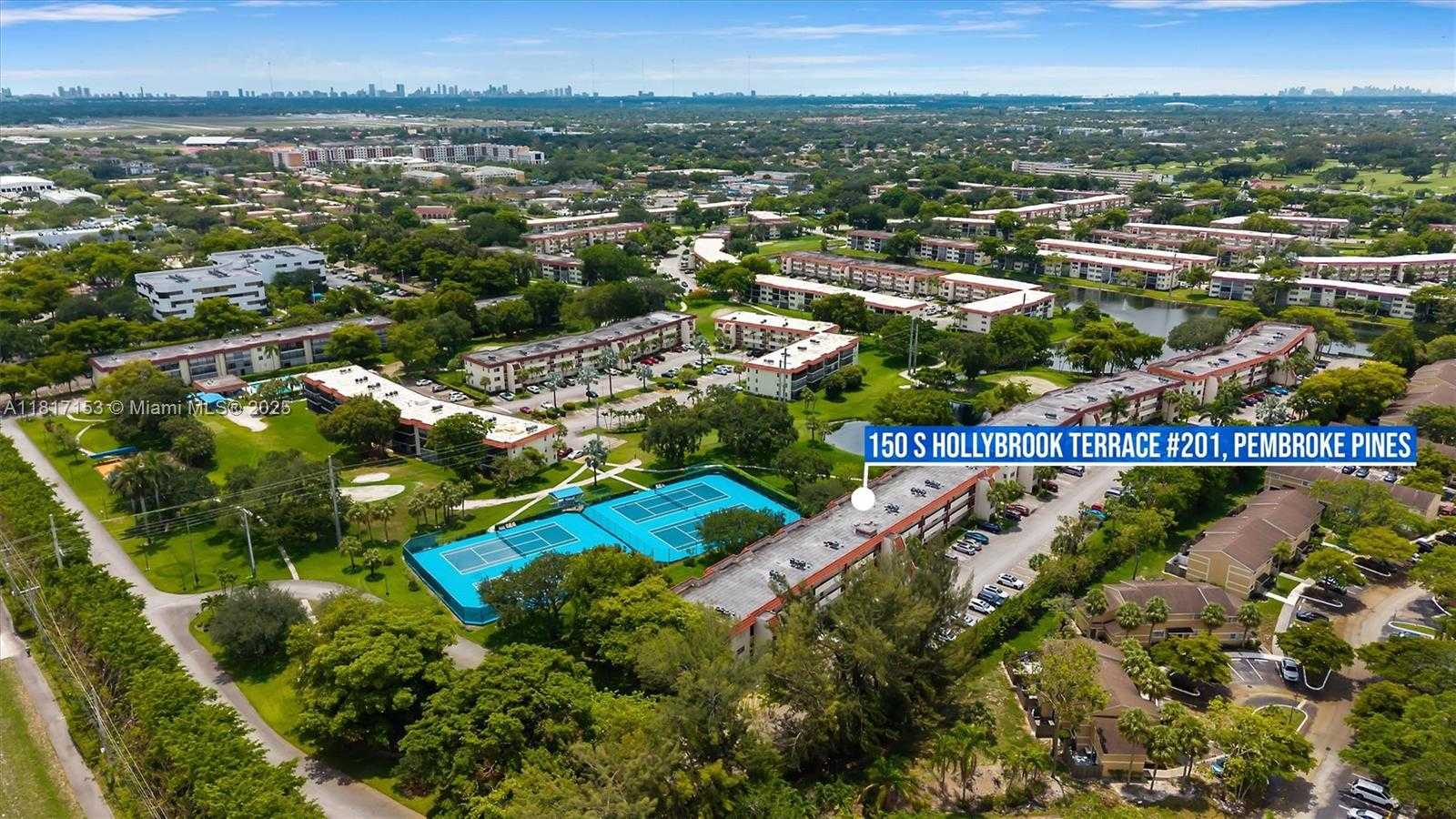 Small Image of 150 SOUTH HOLLYBROOK TER #201, Pembroke Pines Number 28