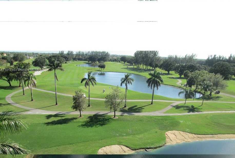 Small Image of 150 SOUTH HOLLYBROOK TER #201, Pembroke Pines Number 40