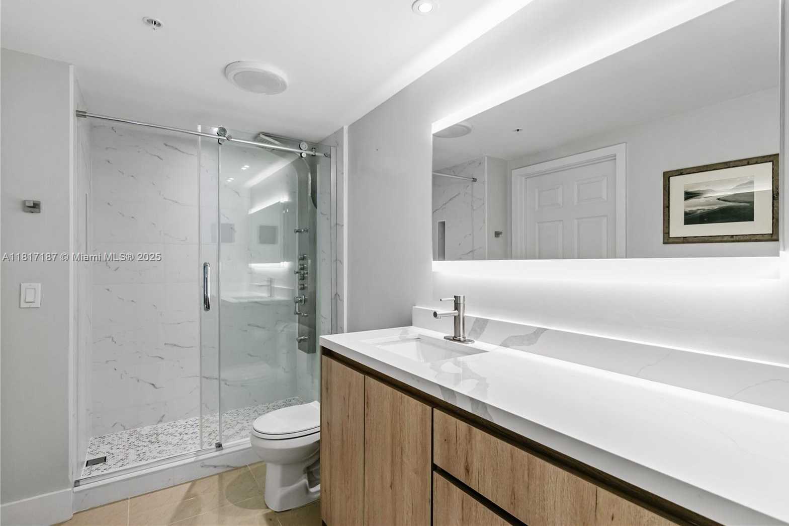 Small Image of 1900 VAN BUREN ST #407B, Hollywood Number 13