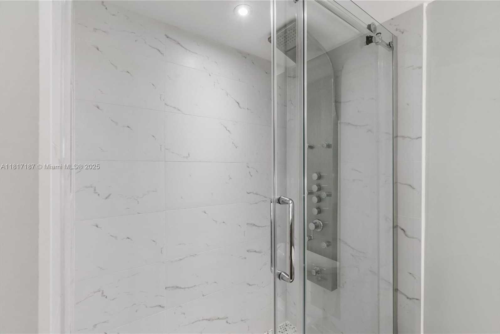 Small Image of 1900 VAN BUREN ST #407B, Hollywood Number 15