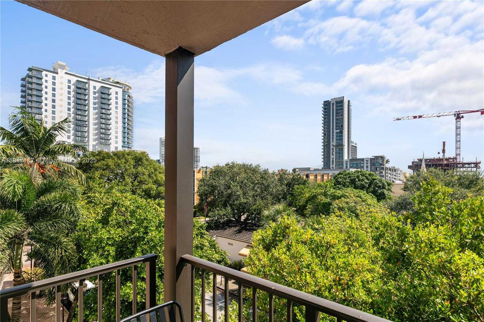 Small Image of 1900 VAN BUREN ST #407B, Hollywood Number 19