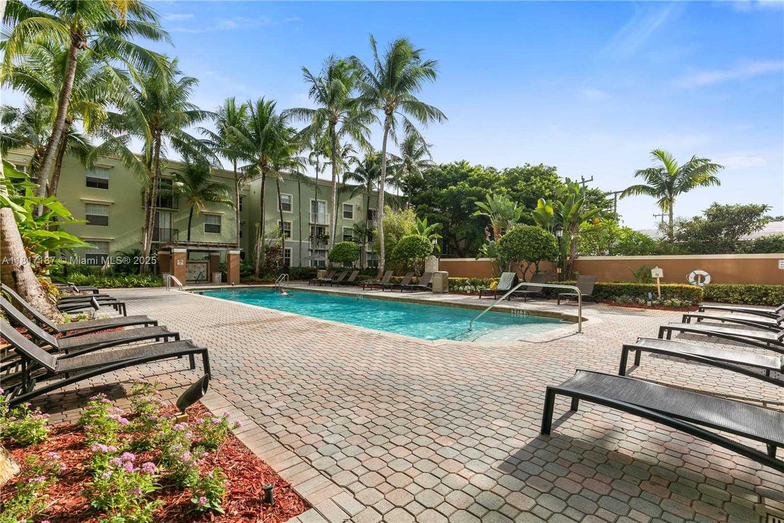 Small Image of 1900 VAN BUREN ST #407B, Hollywood Number 24