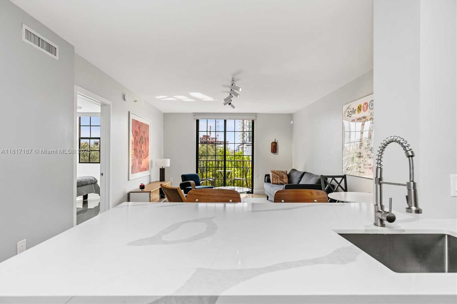 Small Image of 1900 VAN BUREN ST #407B, Hollywood Number 8
