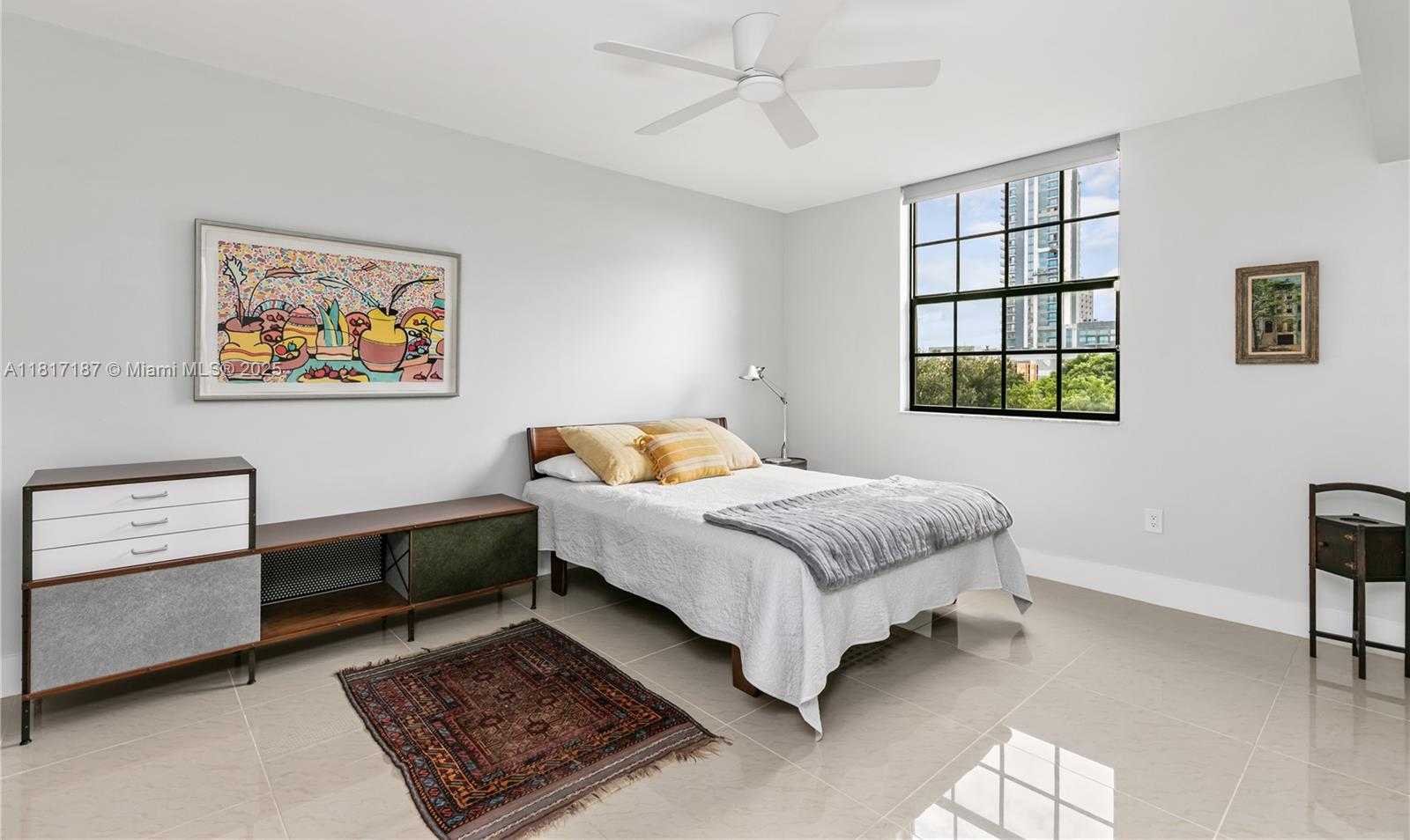 Small Image of 1900 VAN BUREN ST #407B, Hollywood Number 9