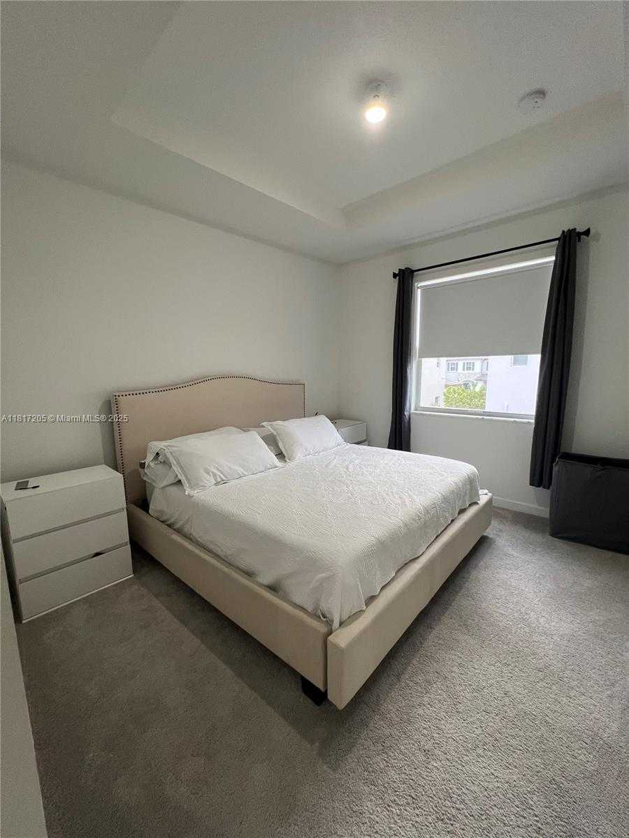 Small Image of 12142 NORTH WEST 24TH CT, North Miami Number 14