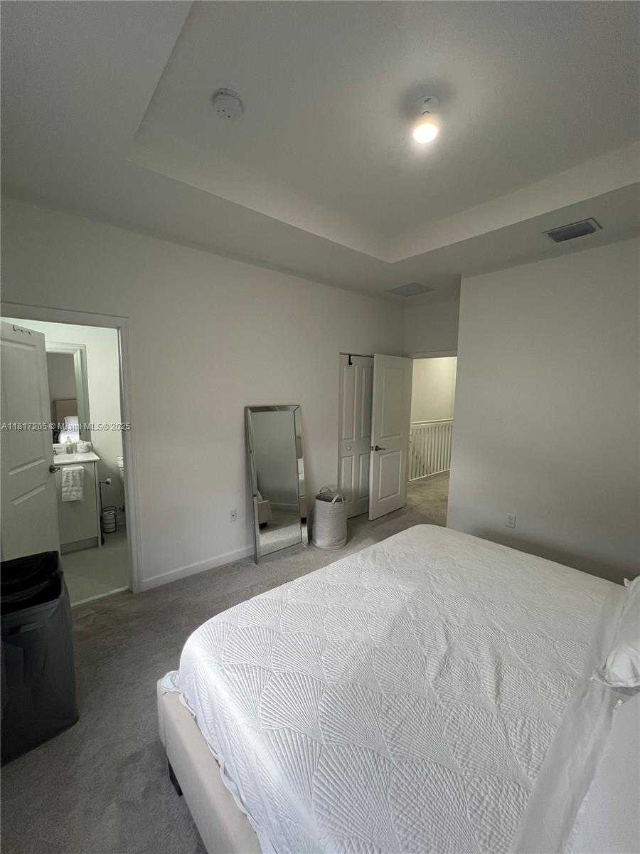 Small Image of 12142 NORTH WEST 24TH CT, North Miami Number 15