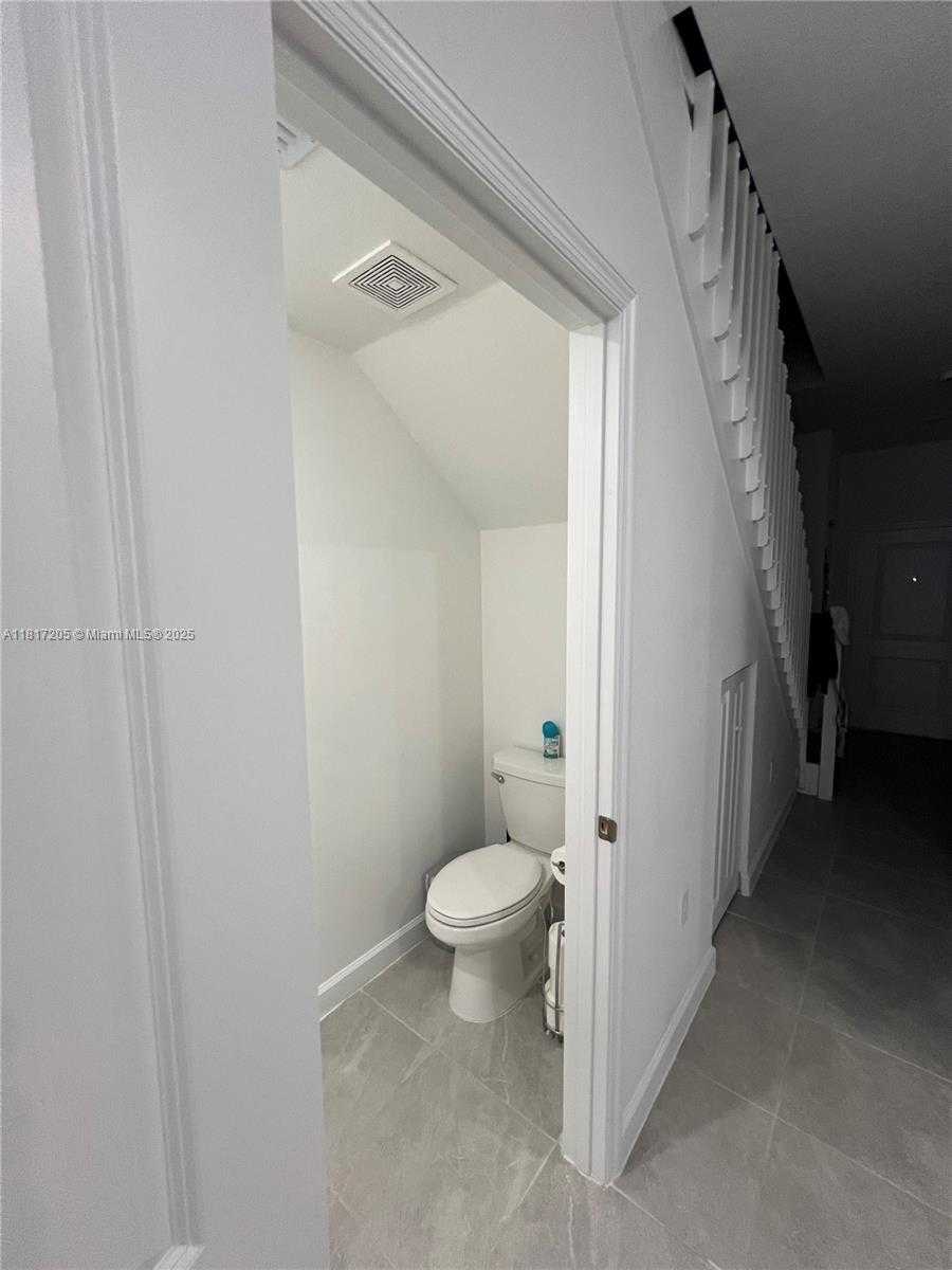 Small Image of 12142 NORTH WEST 24TH CT, North Miami Number 17