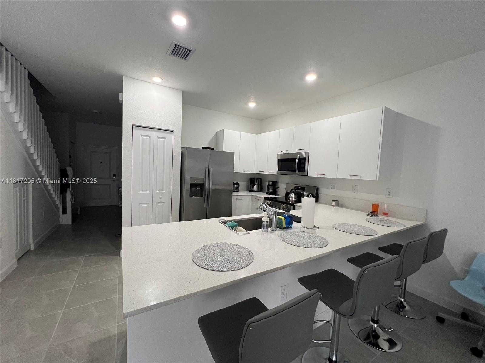 Small Image of 12142 NORTH WEST 24TH CT, North Miami Number 19