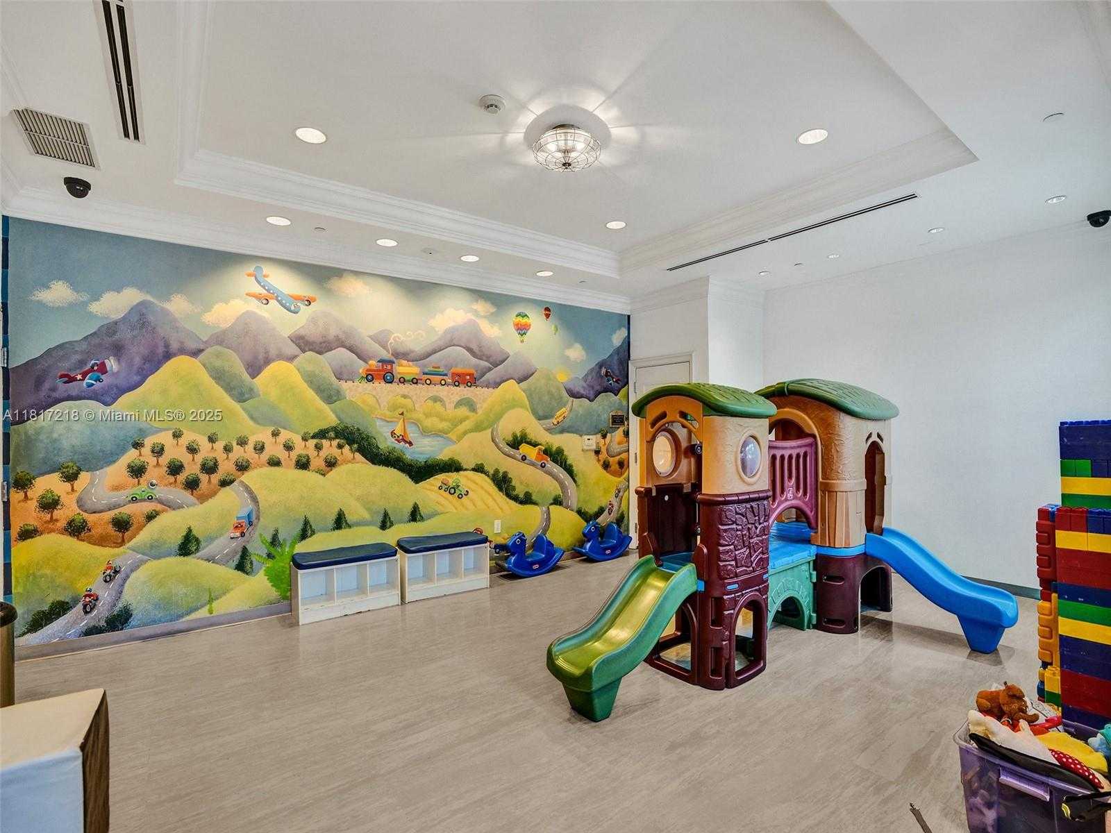 Small Image of 3201 NORTH EAST 183RD ST #1702, Aventura Number 27