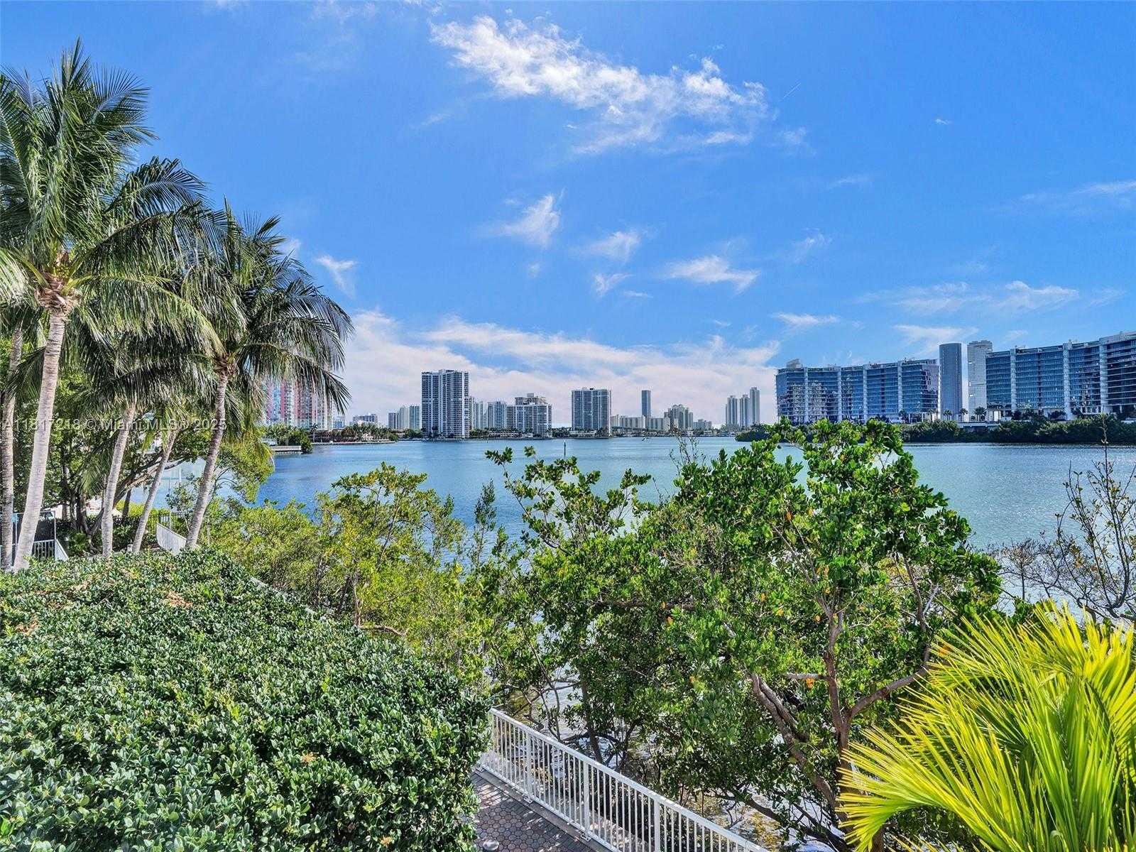 Small Image of 3201 NORTH EAST 183RD ST #1702, Aventura Number 35