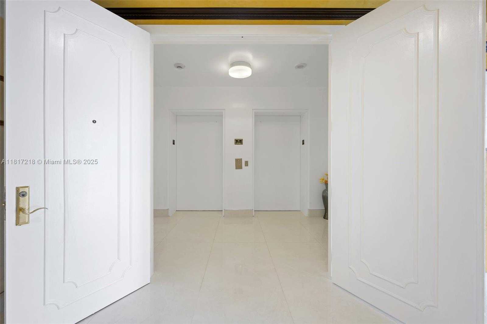 Small Image of 3201 NORTH EAST 183RD ST #1702, Aventura Number 7