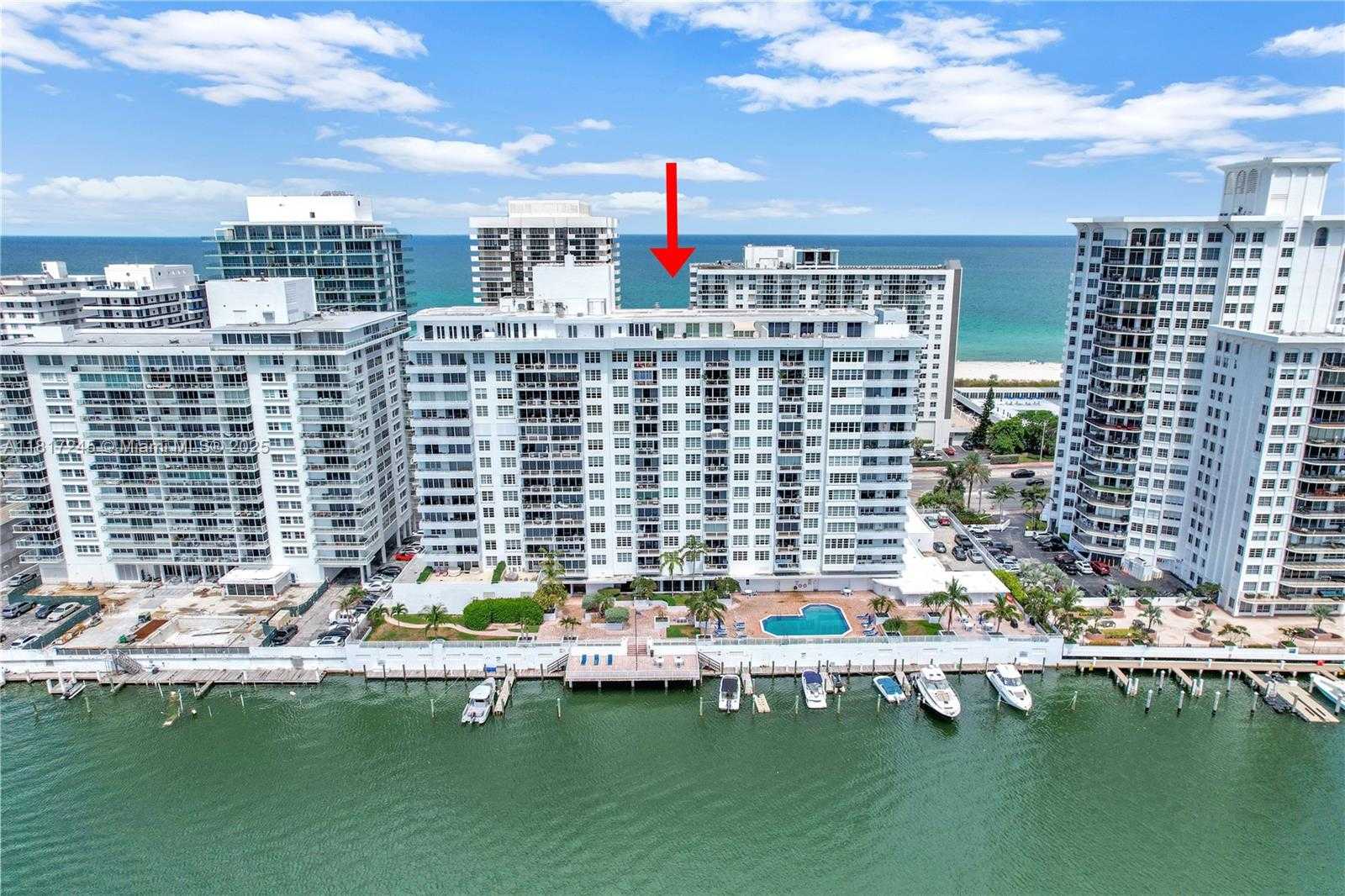 Small Image of 5700 COLLINS AVE #7A, Miami Beach Number 18