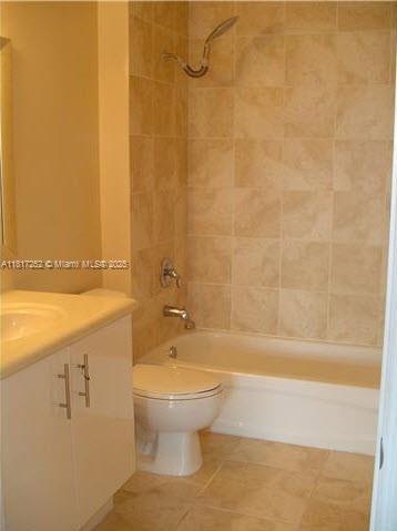 Small Image of 7900 HARBOR ISLAND DR #817, North Bay Village Number 14