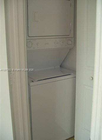 Small Image of 7900 HARBOR ISLAND DR #817, North Bay Village Number 15
