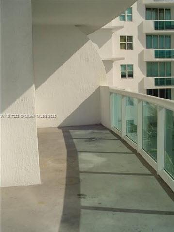 Small Image of 7900 HARBOR ISLAND DR #817, North Bay Village Number 16