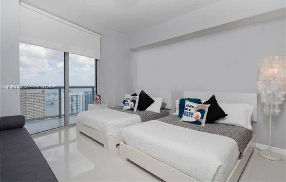 Small Image of 495 BRICKELL AVE #5104, Miami Number 5