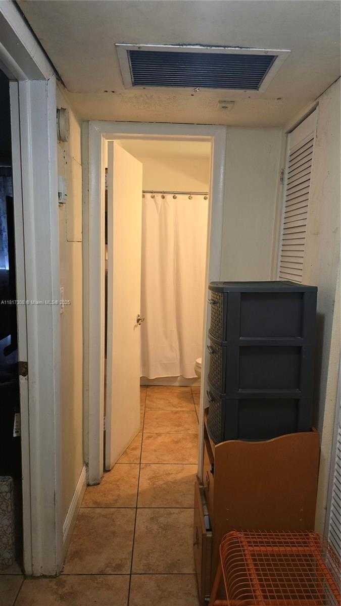Small Image of 13655 NORTH EAST 10TH AVE #108, North Miami Number 23