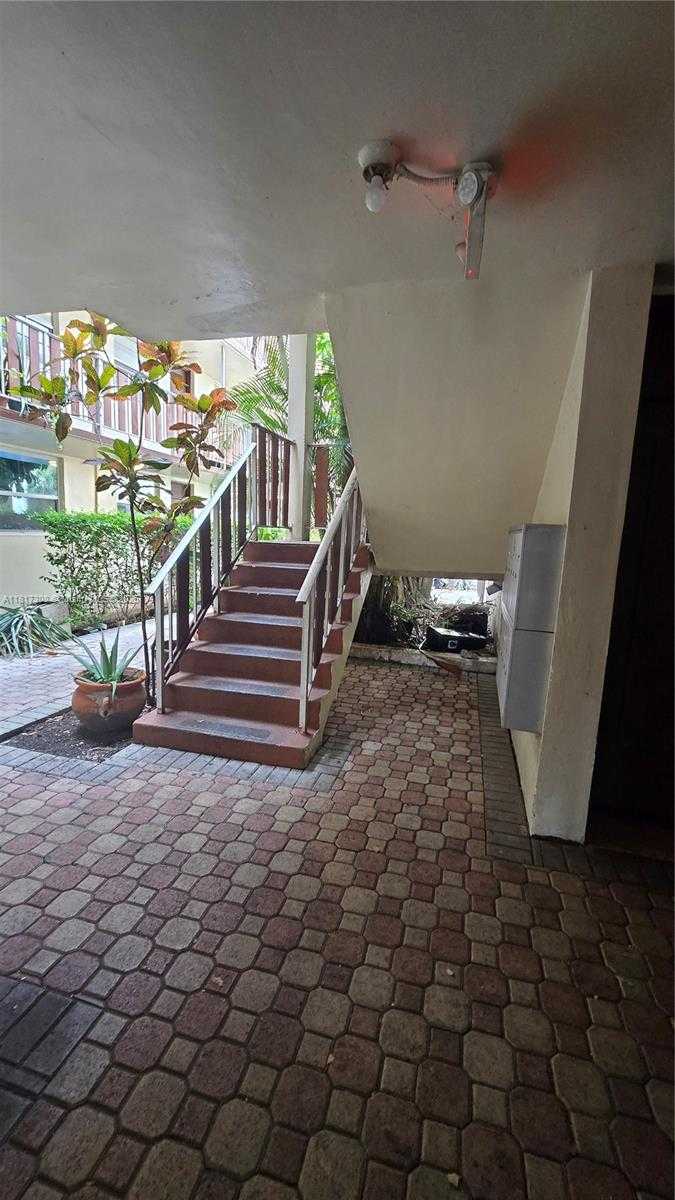 Small Image of 13655 NORTH EAST 10TH AVE #108, North Miami Number 6