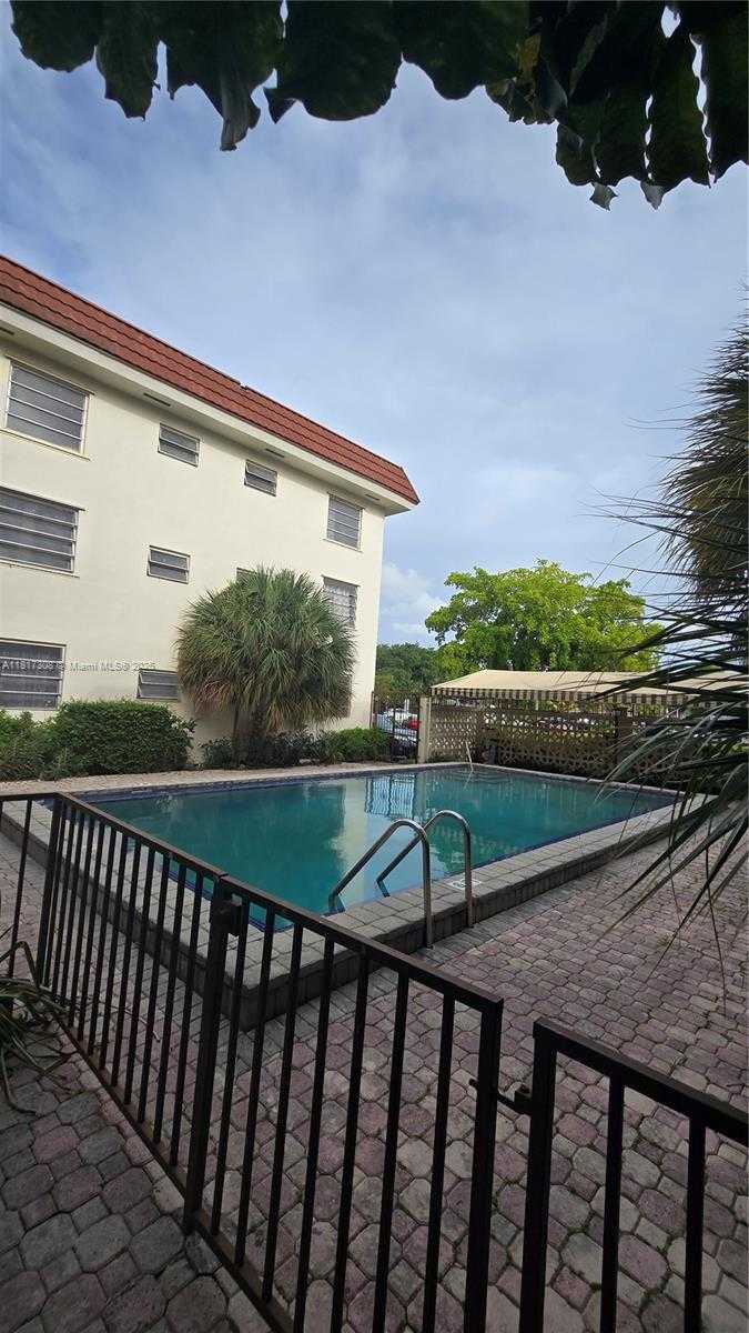 Small Image of 13655 NORTH EAST 10TH AVE #108, North Miami Number 8