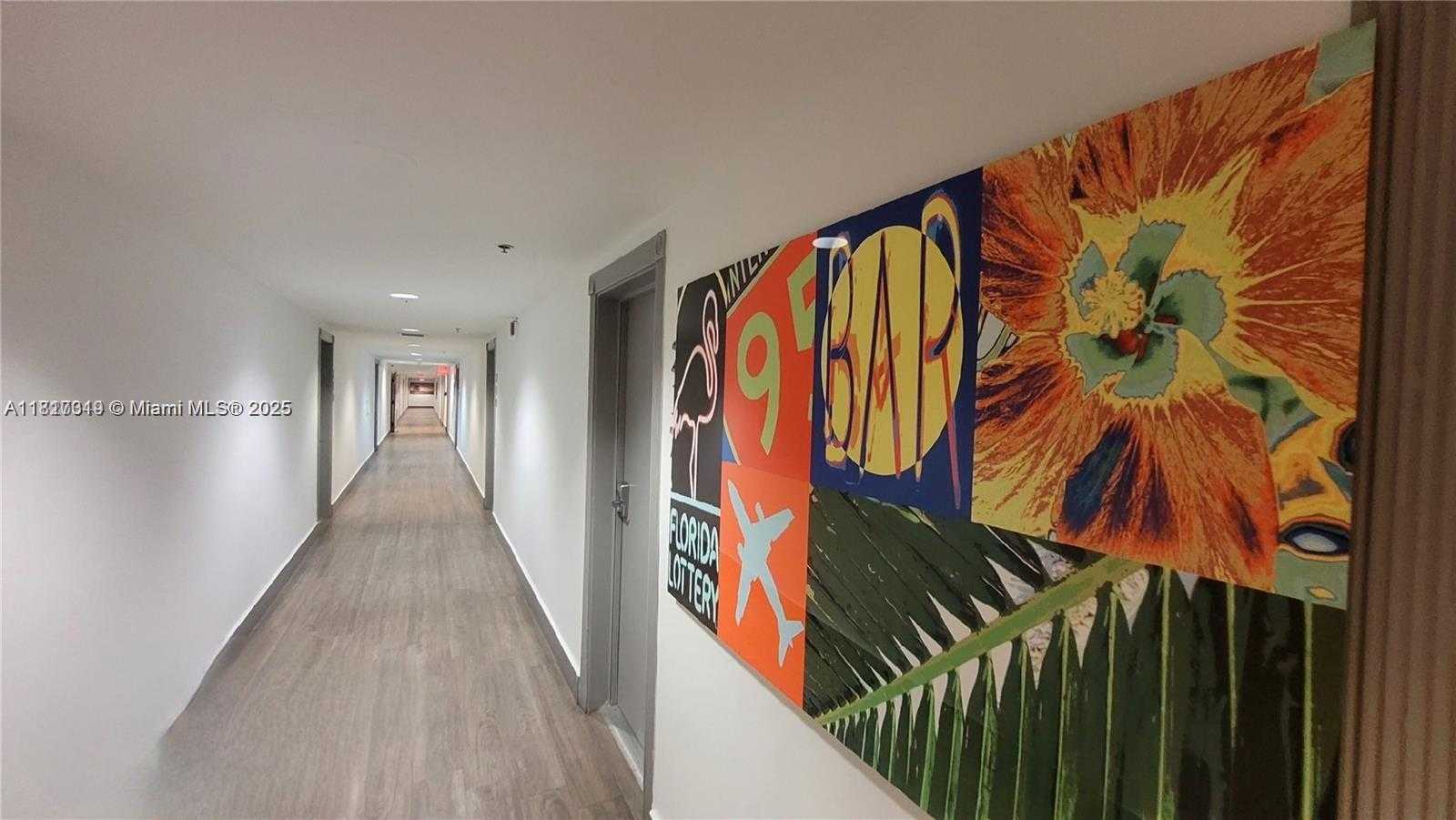 Small Image of 335 OCEAN DR #215, Miami Beach Number 4