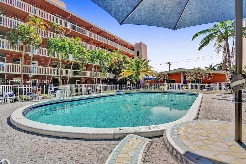 Small Image of 180 NORTH EAST 12TH AVE #14A, Hallandale Beach Number 3