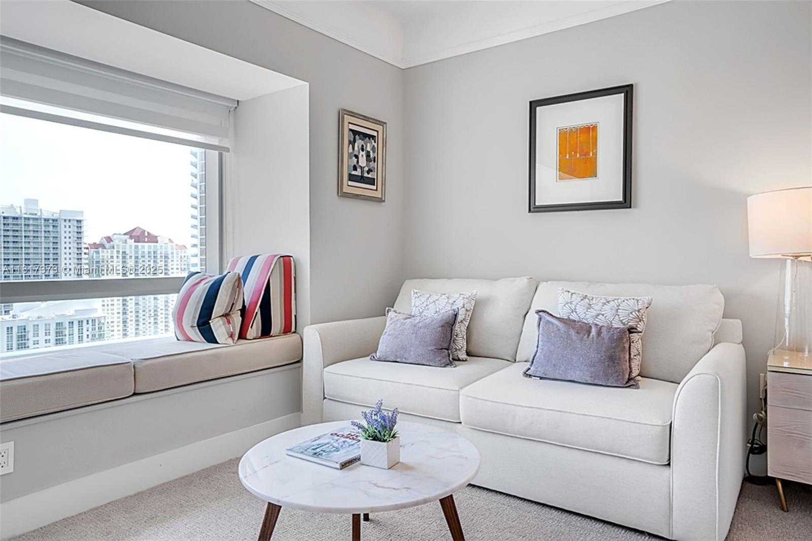 Small Image of 1435 BRICKELL AVE #3111, Miami Number 4