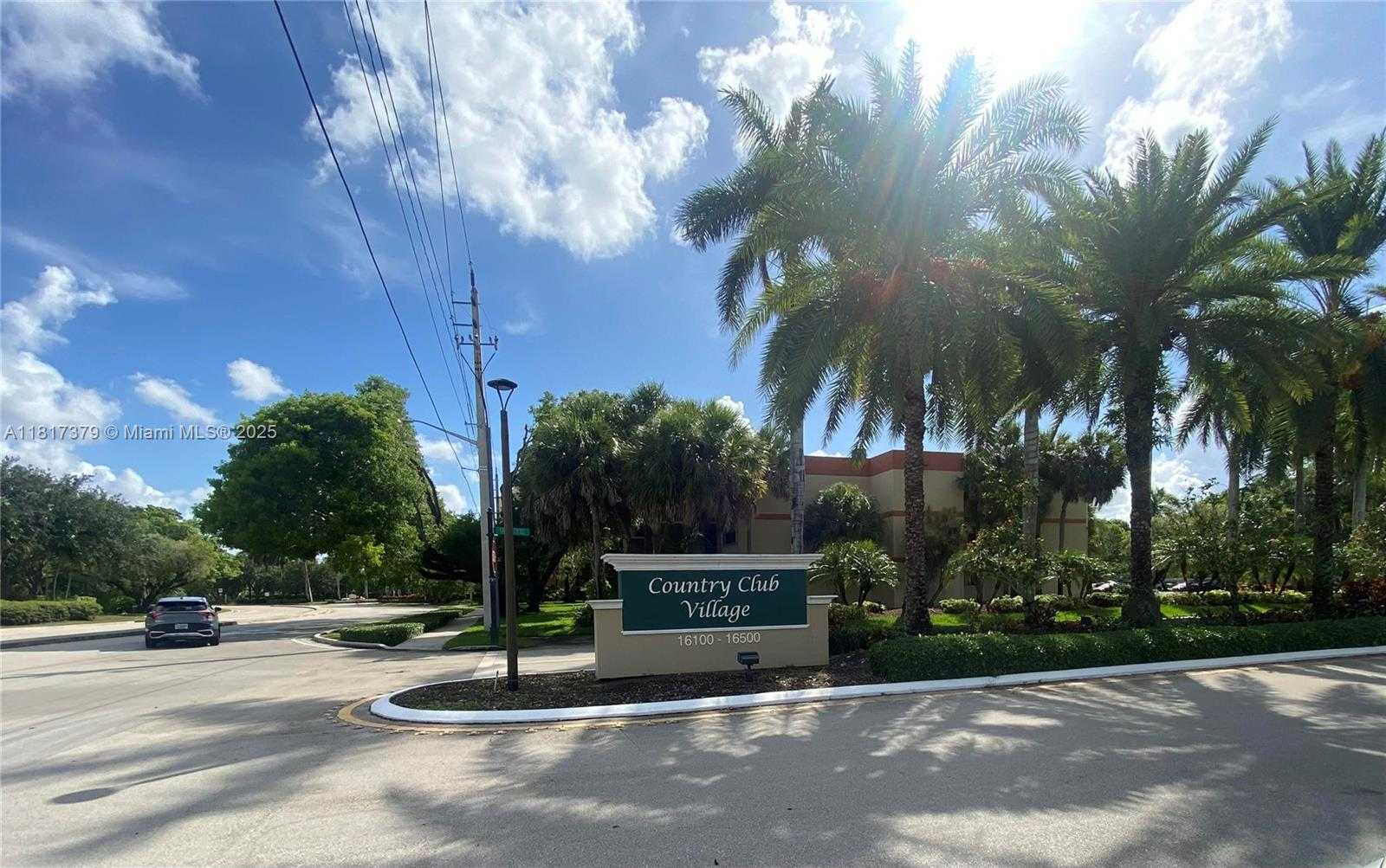 Small Image of 16500 GOLF CLUB RD #306, Weston Number 40