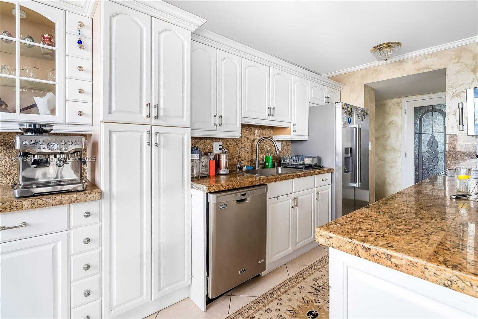 Small Image of 250 174TH ST #1704, Sunny Isles Beach Number 6
