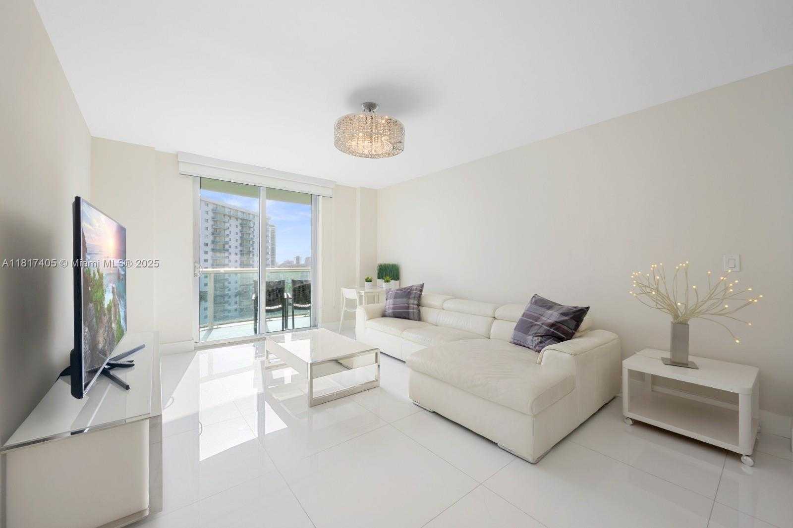 Small Image of 19370 COLLINS AVE #916, Sunny Isles Beach Number 4