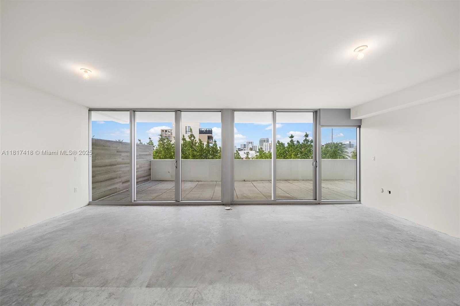 Small Image of 1201 20TH ST #310, Miami Beach Number 6