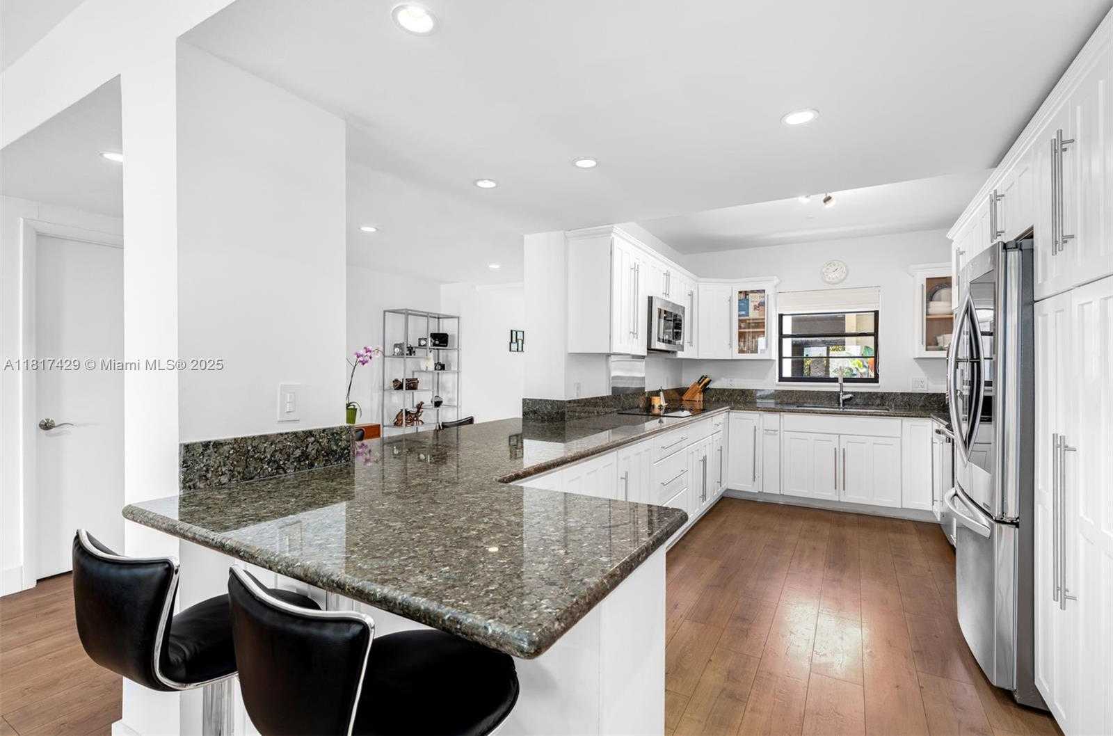 Small Image of 141 CRANDON BLVD #446, Key Biscayne Number 11