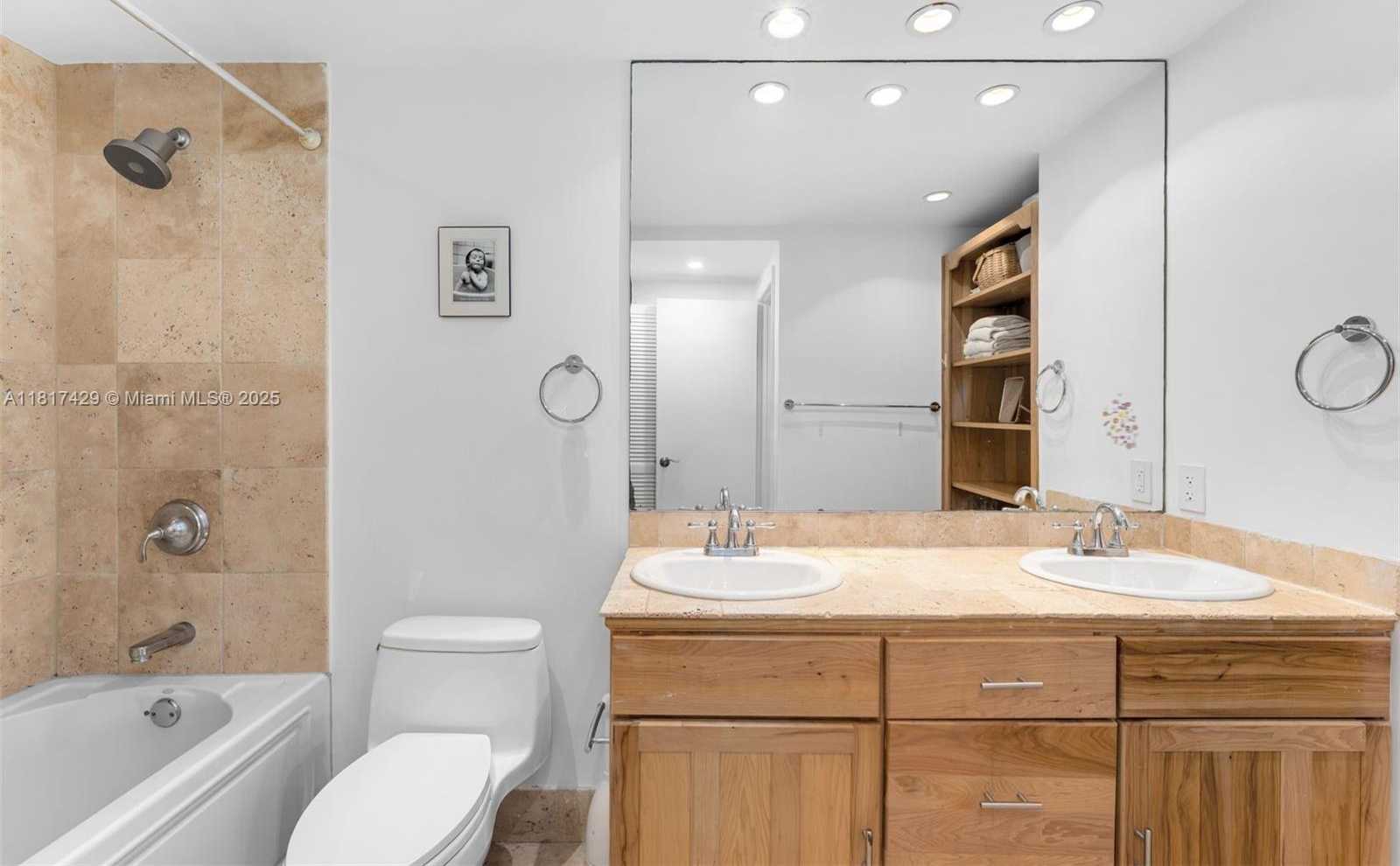 Small Image of 141 CRANDON BLVD #446, Key Biscayne Number 25