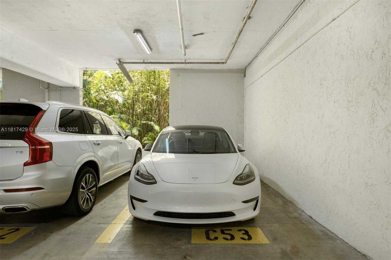 Small Image of 141 CRANDON BLVD #446, Key Biscayne Number 34