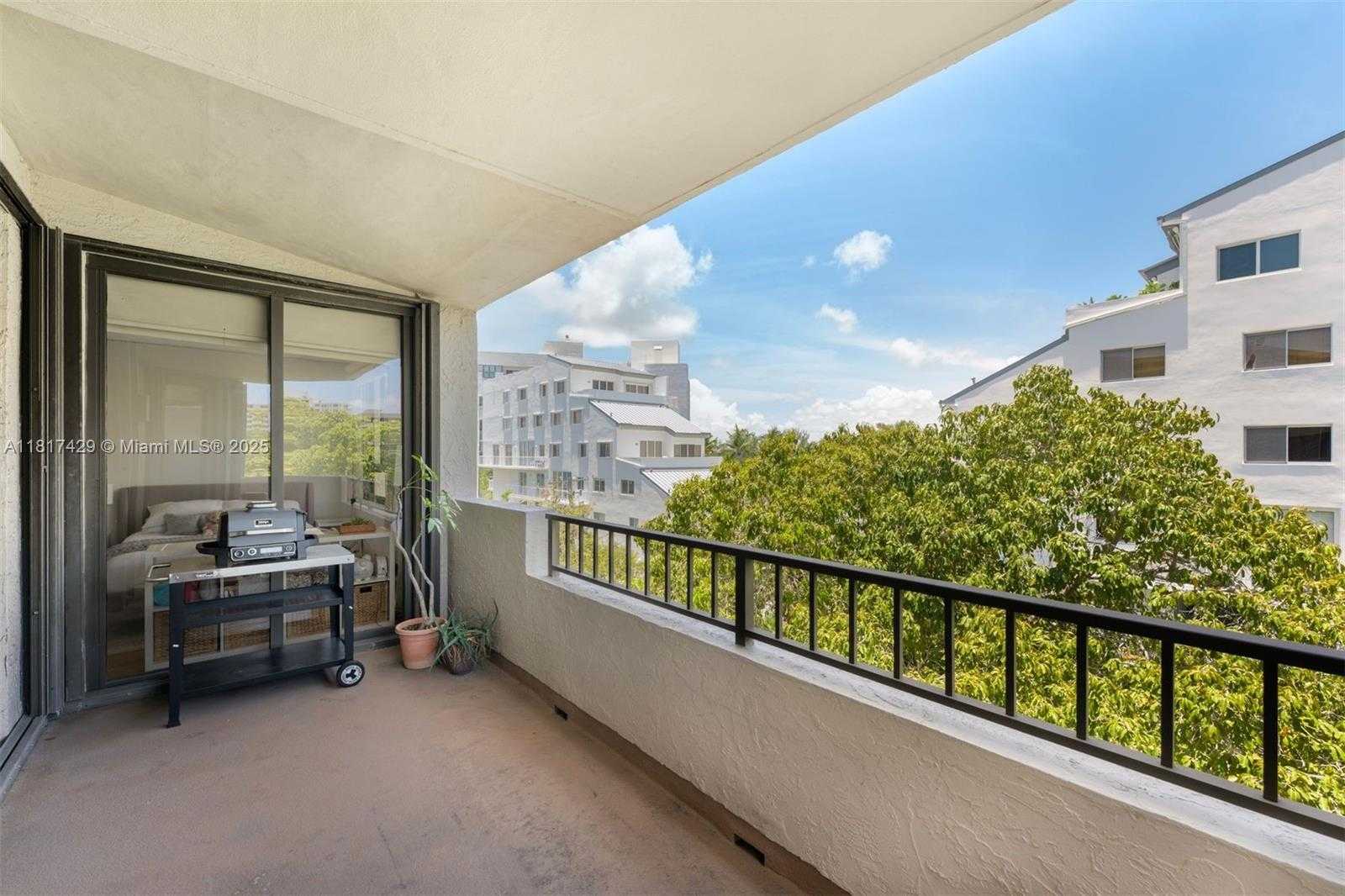 Small Image of 141 CRANDON BLVD #446, Key Biscayne Number 8