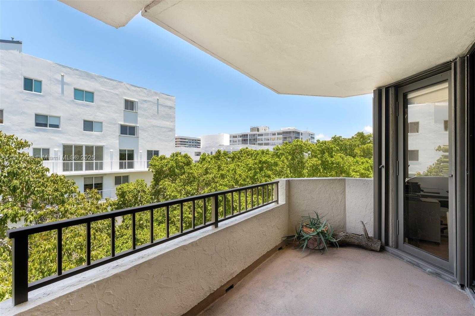 Small Image of 141 CRANDON BLVD #446, Key Biscayne Number 9