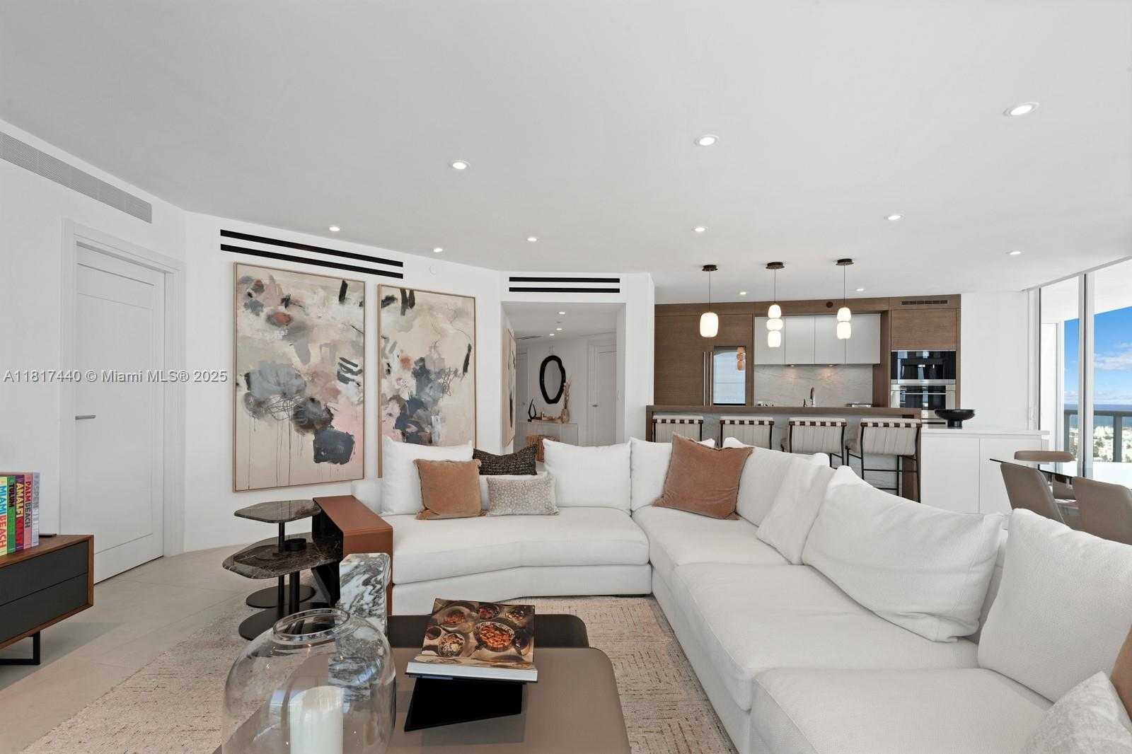 Small Image of 450 ALTON RD #2007, Miami Beach Number 3