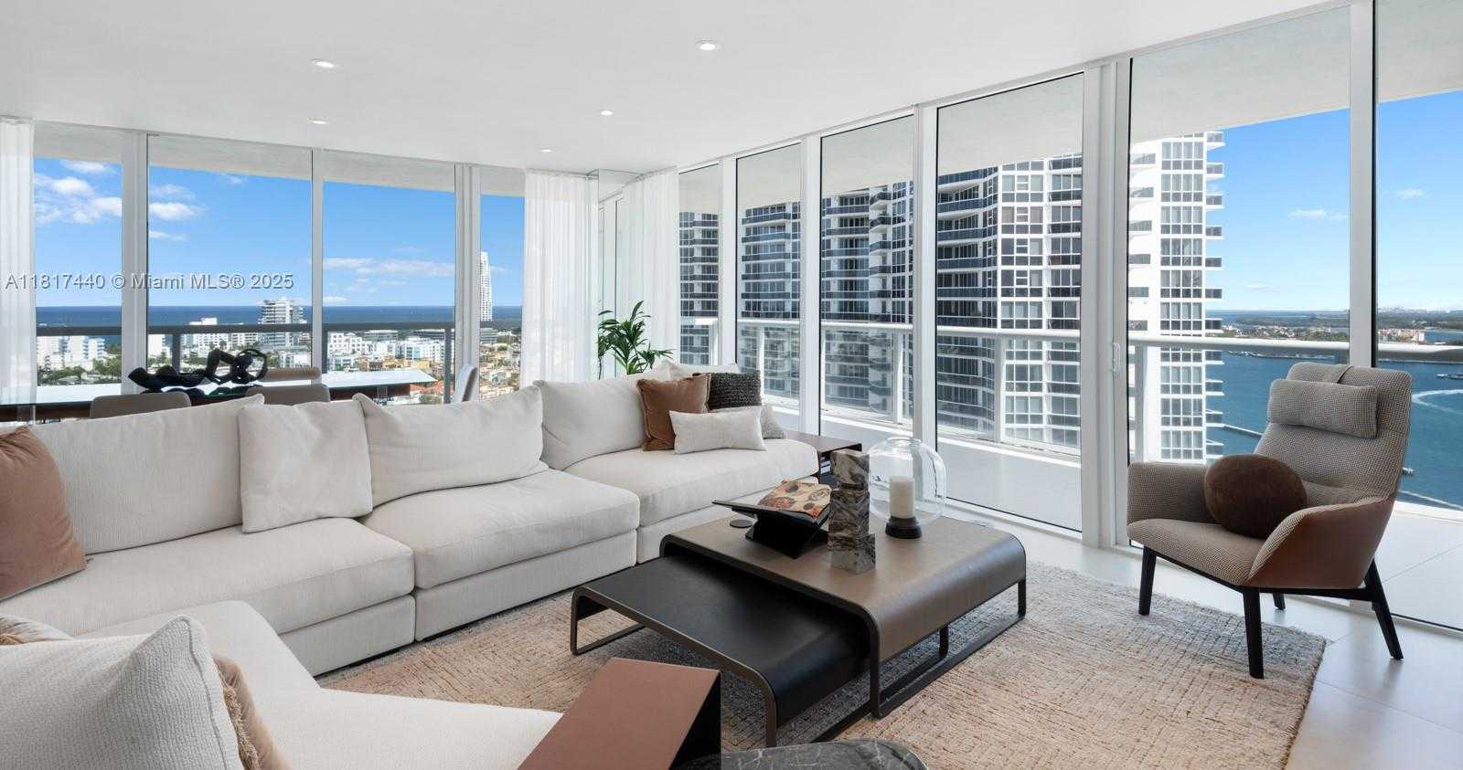 Small Image of 450 ALTON RD #2007, Miami Beach Number 5