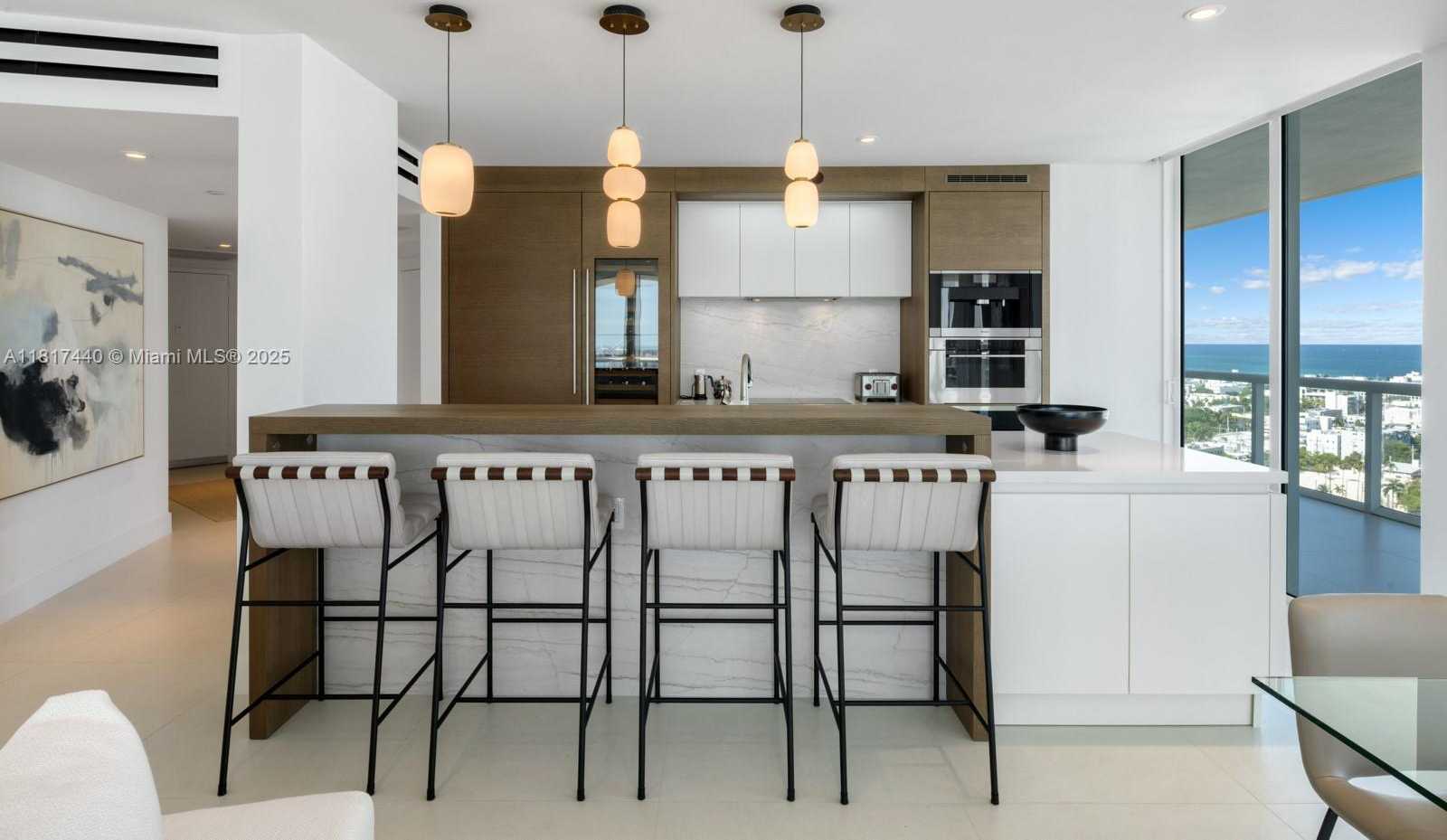 Small Image of 450 ALTON RD #2007, Miami Beach Number 7