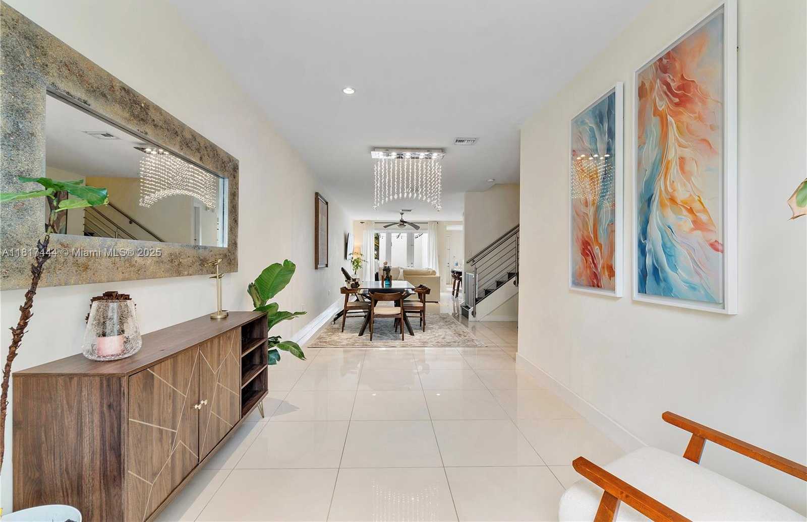 Small Image of 10540 NW 63rd Terrace, Doral, FL 33178, USA Number 2