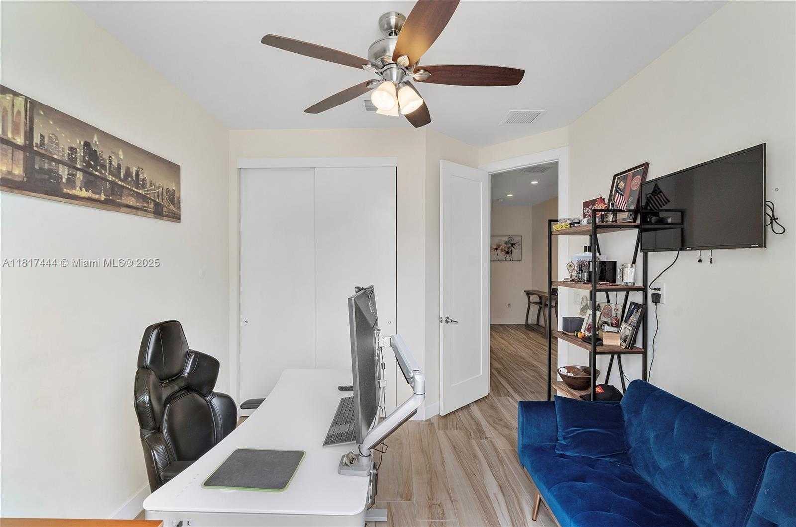 Small Image of 10540 NW 63rd Terrace, Doral, FL 33178, USA Number 24