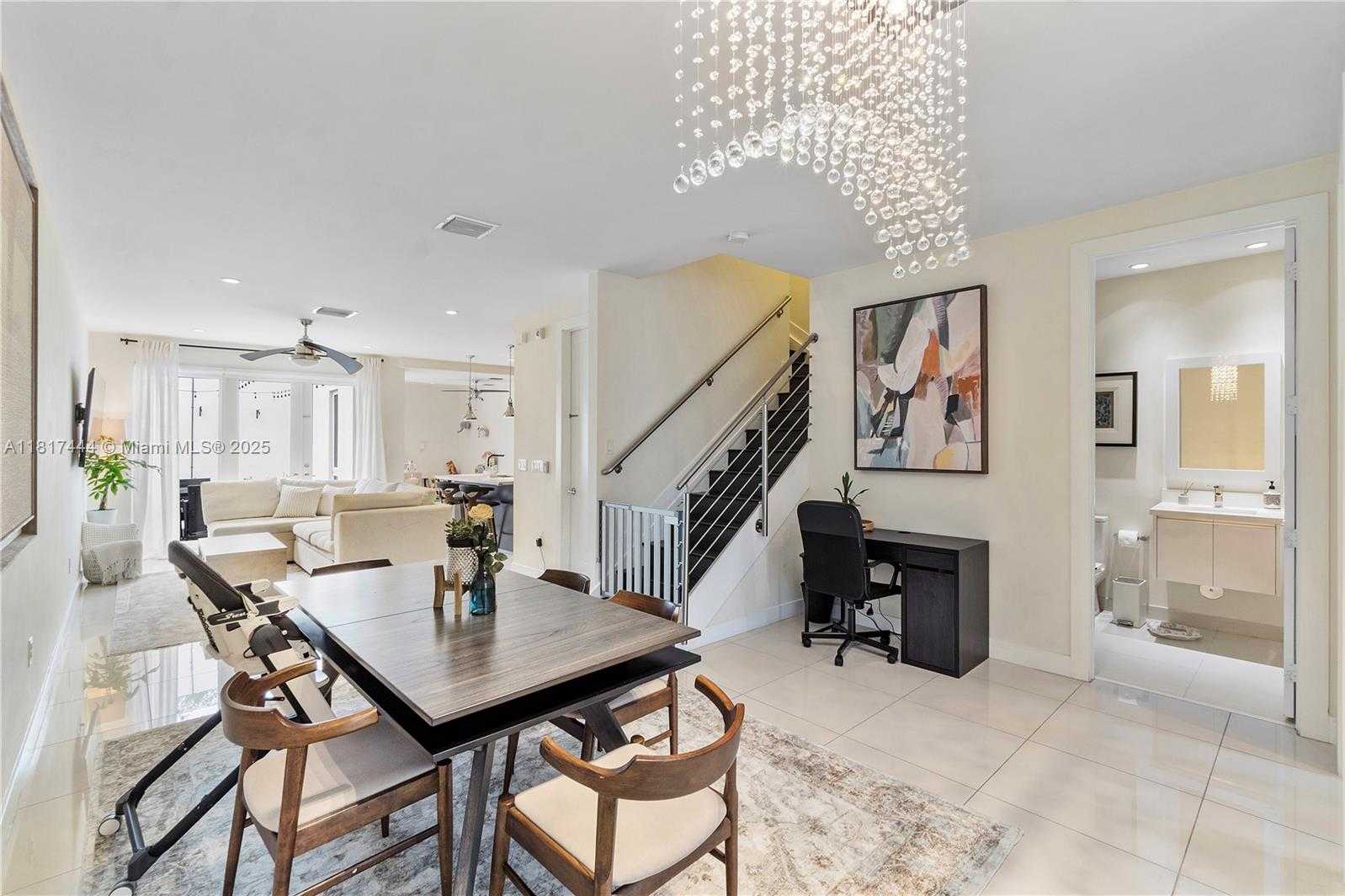 Small Image of 10540 NW 63rd Terrace, Doral, FL 33178, USA Number 4
