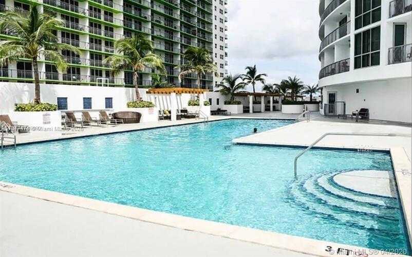 Small Image of 1750 NORTH BAYSHORE DR #1414, Miami Number 23