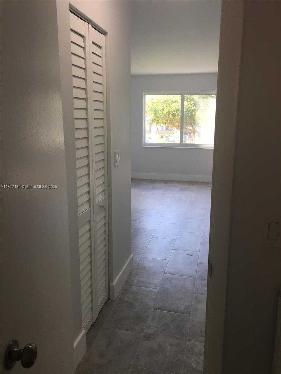 Small Image of 7840 CAMINO REAL #P312, Miami Number 13