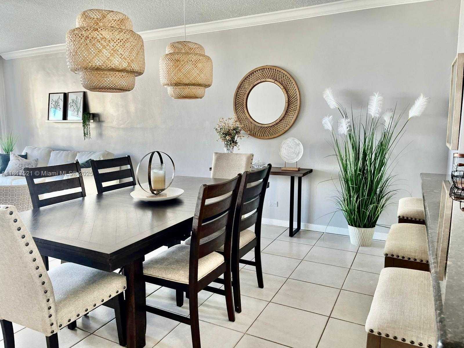 Small Image of 5601 COLLINS AVE #923, Miami Beach Number 15