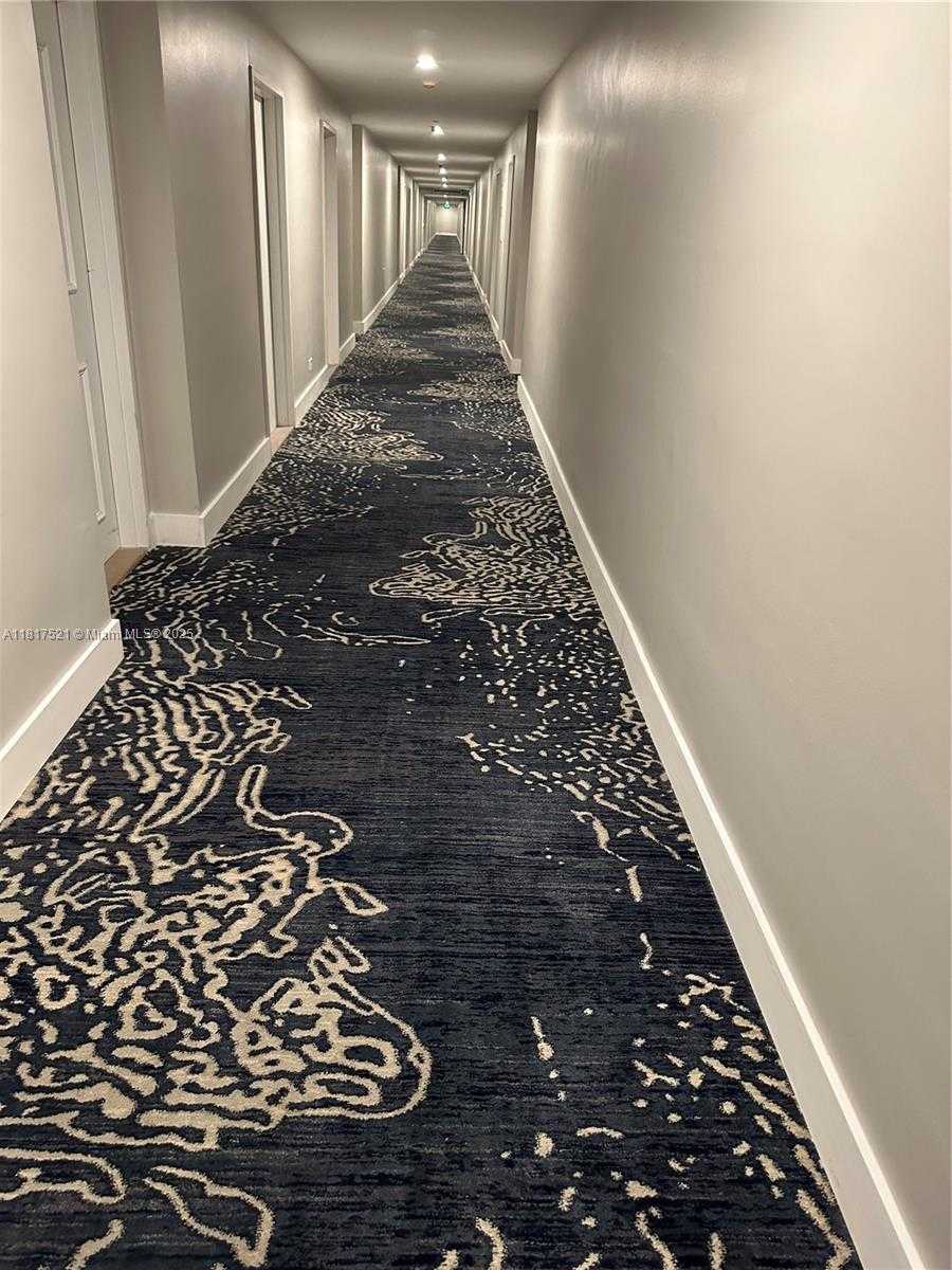 Small Image of 5601 COLLINS AVE #923, Miami Beach Number 34