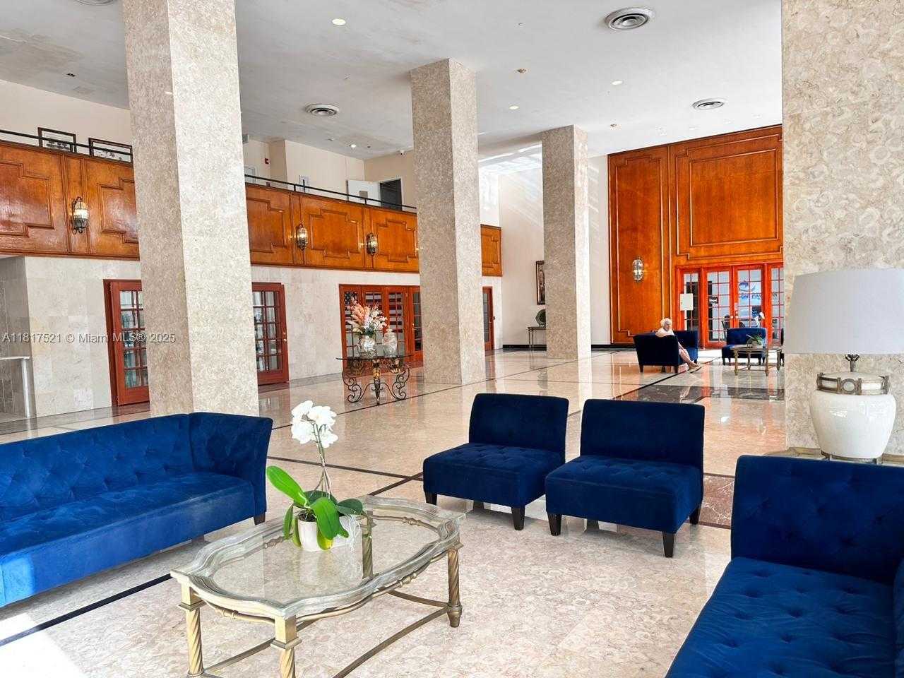 Small Image of 5601 COLLINS AVE #923, Miami Beach Number 44