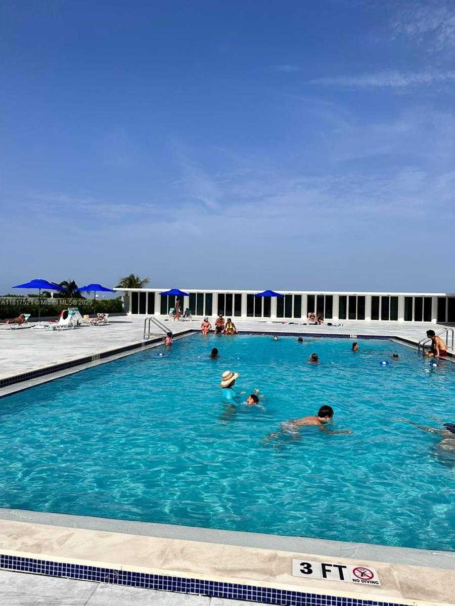 Small Image of 5601 COLLINS AVE #923, Miami Beach Number 49