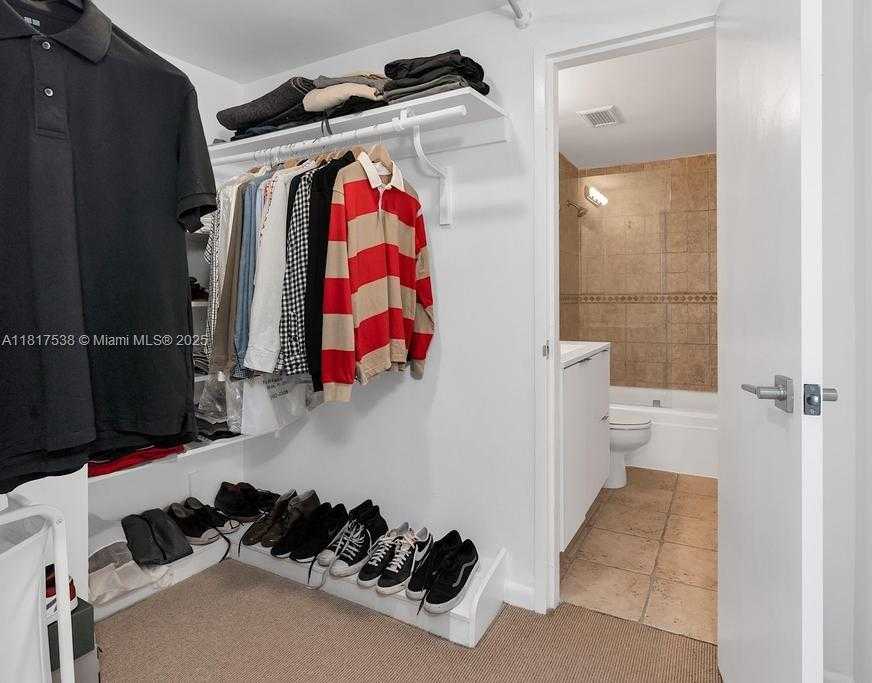 Small Image of 20 ISLAND AVE #605, Miami Beach Number 21