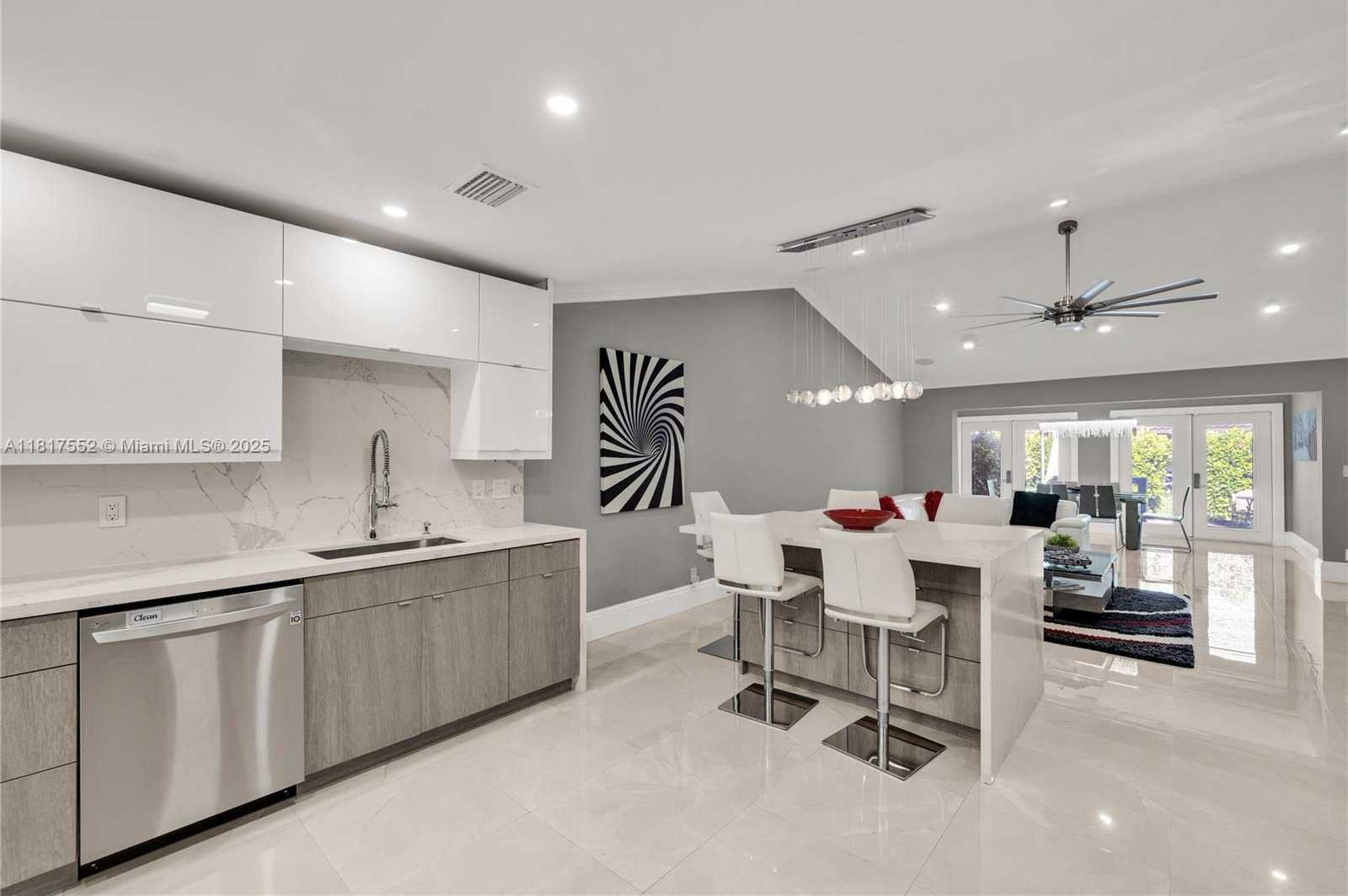 Small Image of 21595 CORONADO AVE, Boca Raton Number 11